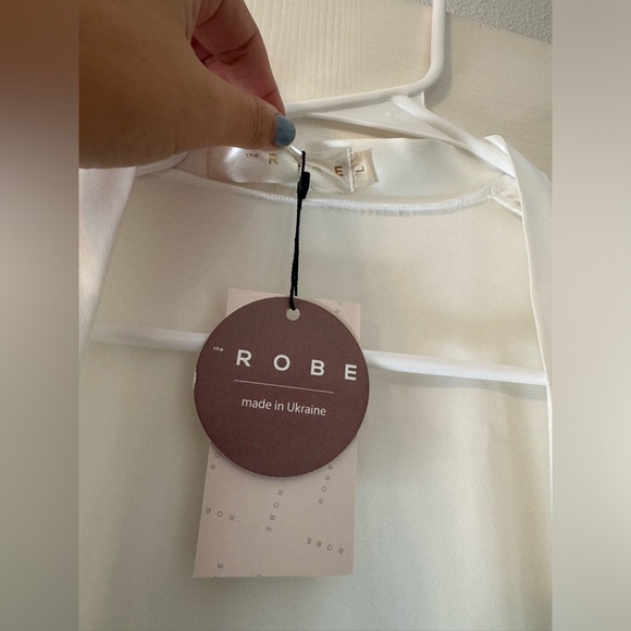 Cassidy Robe - The Robe UA - Picture 3 of 4